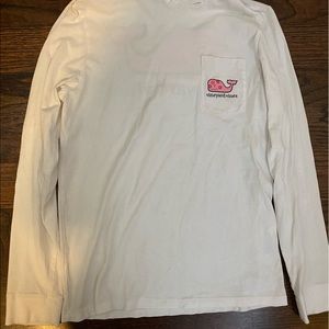 Vineyard vines hoodie with kisses on the logo size:L
